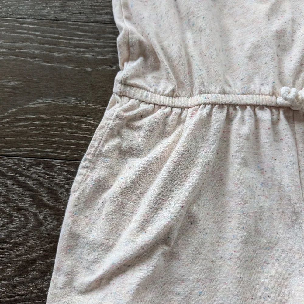 3/$15 - Gap Kids Oatmeal Heather Pool Cool Romper Size Small 6-7